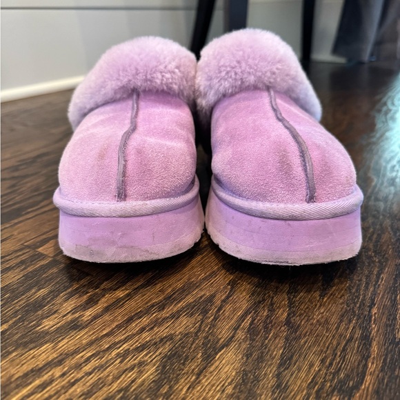 Disquette UGG slippers size 8 lilac
Good pre-owned condition - Picture 3 of 6